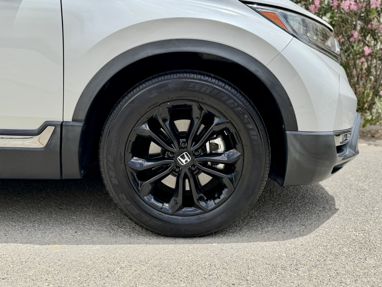 
								HONDA CR-V E-HEV HYBIRD full									