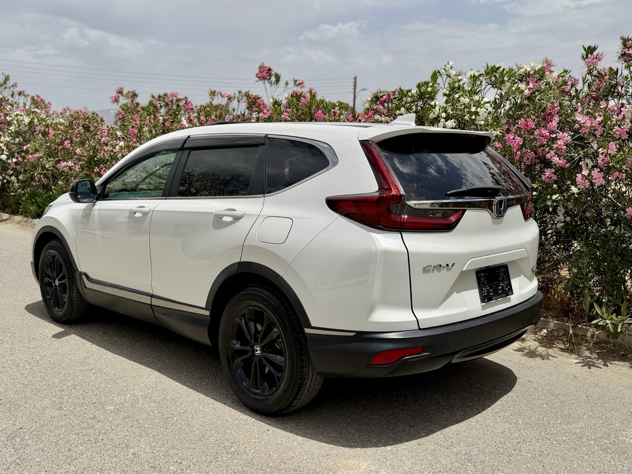 
								HONDA CR-V E-HEV HYBIRD full									