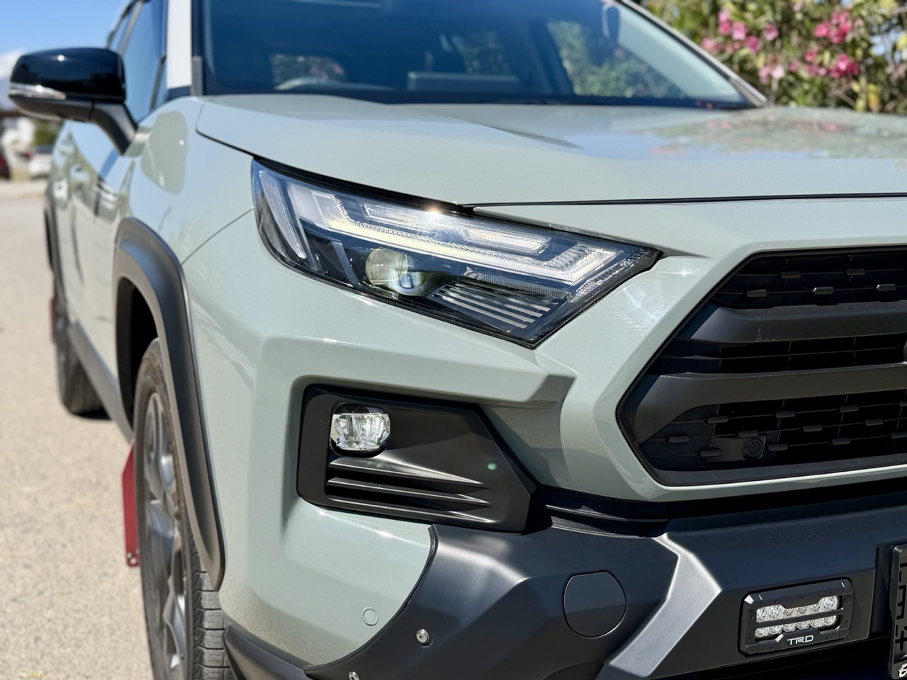 
								TOYOTA RAV4 full									
