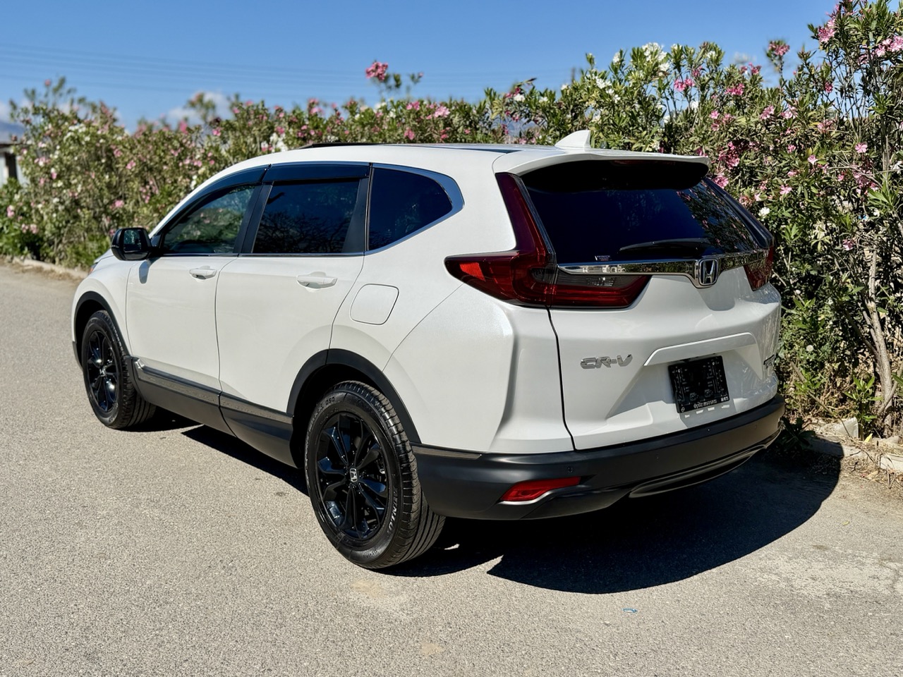 
								HONDA CR-V EHEV HIBRIT full									