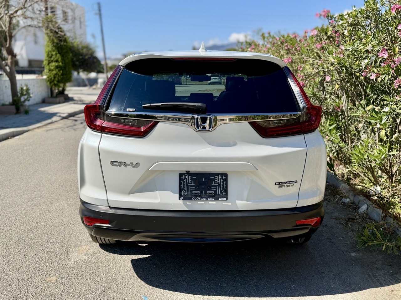 
								HONDA CR-V EHEV HIBRIT full									
