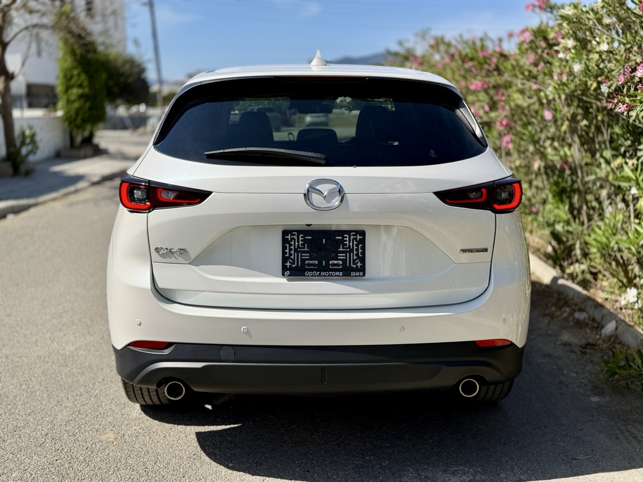 
								MAZDA CX-5 full									
