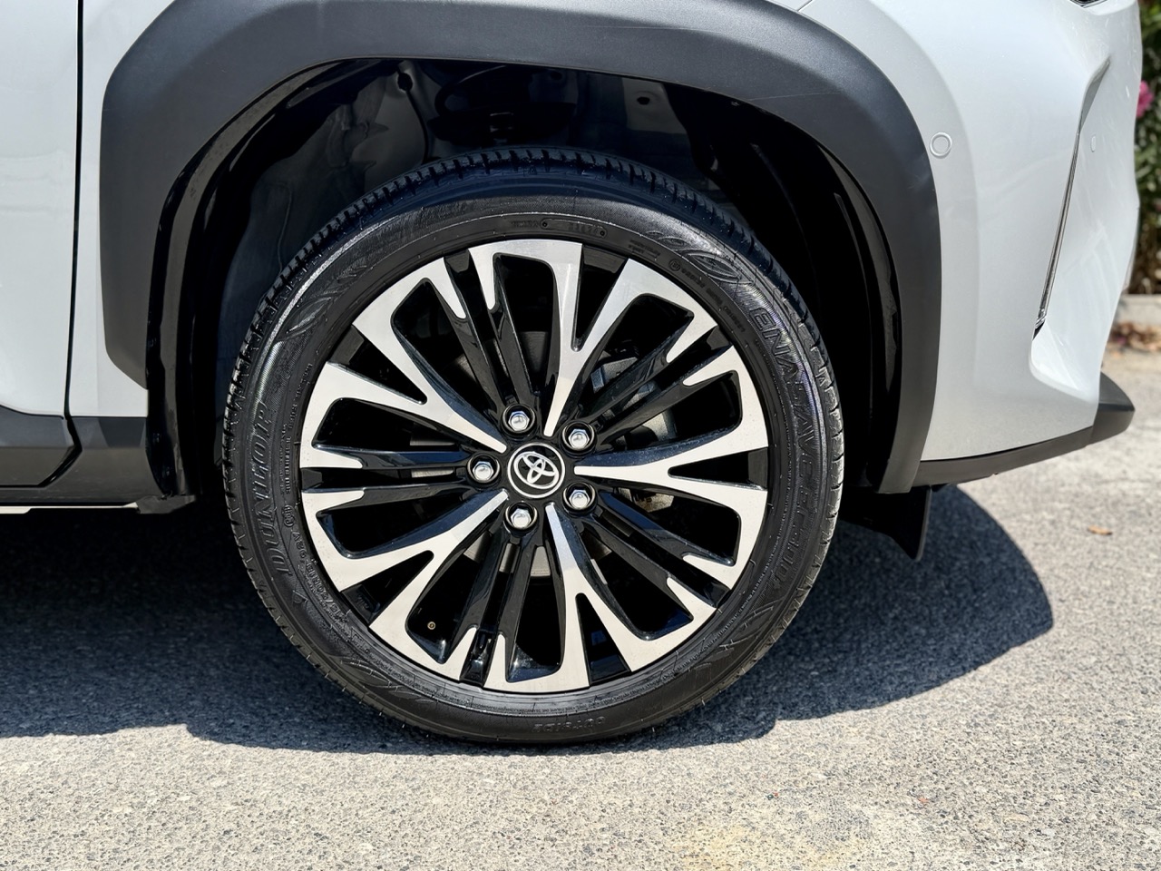 
								TOYOTA YARIS CROSS HIBRIT full									