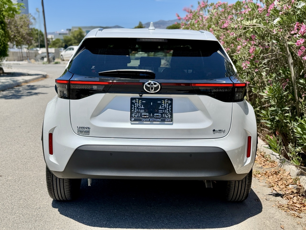 
								TOYOTA YARIS CROSS HIBRIT full									