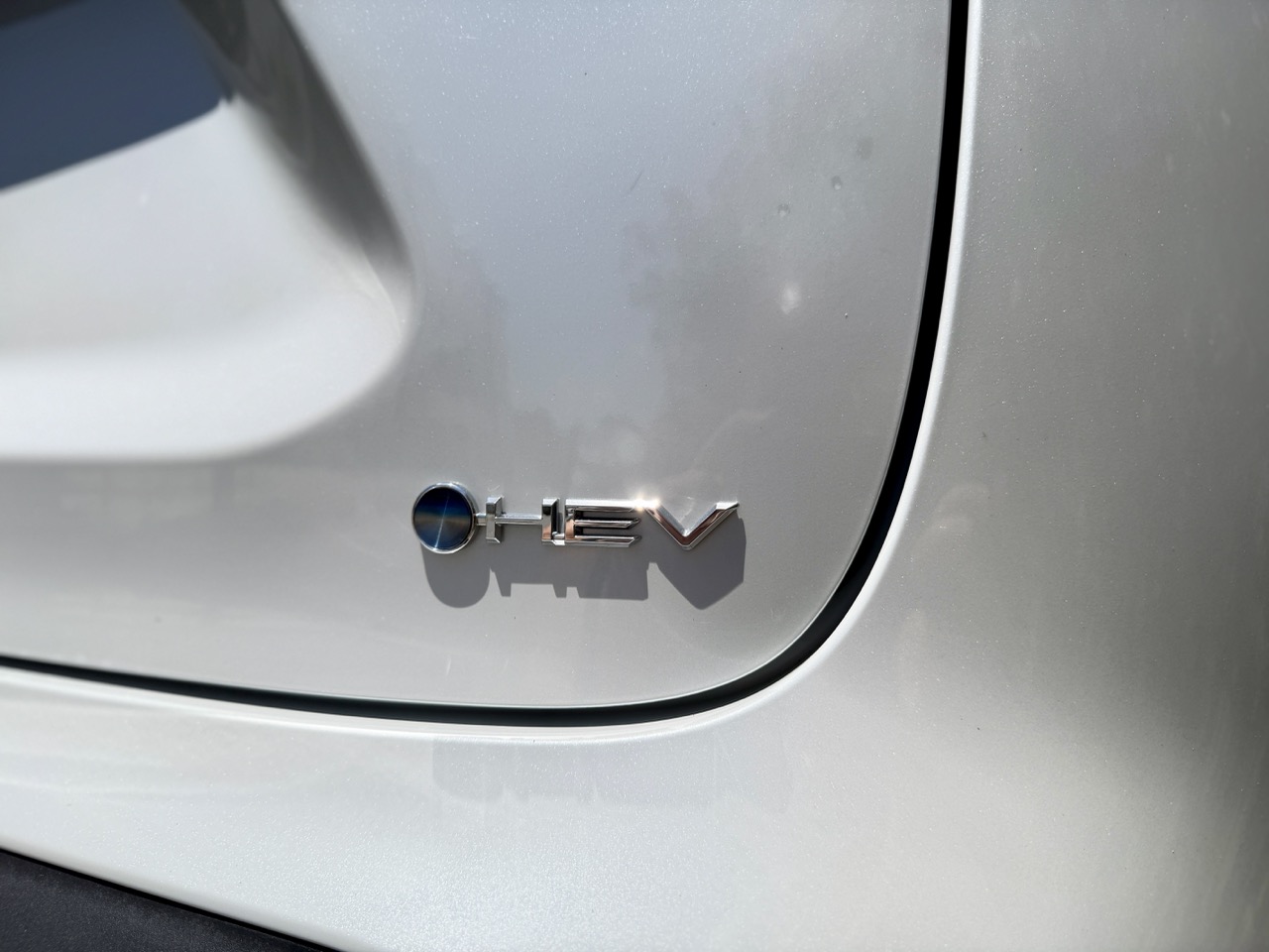 
								TOYOTA YARIS CROSS HIBRIT full									