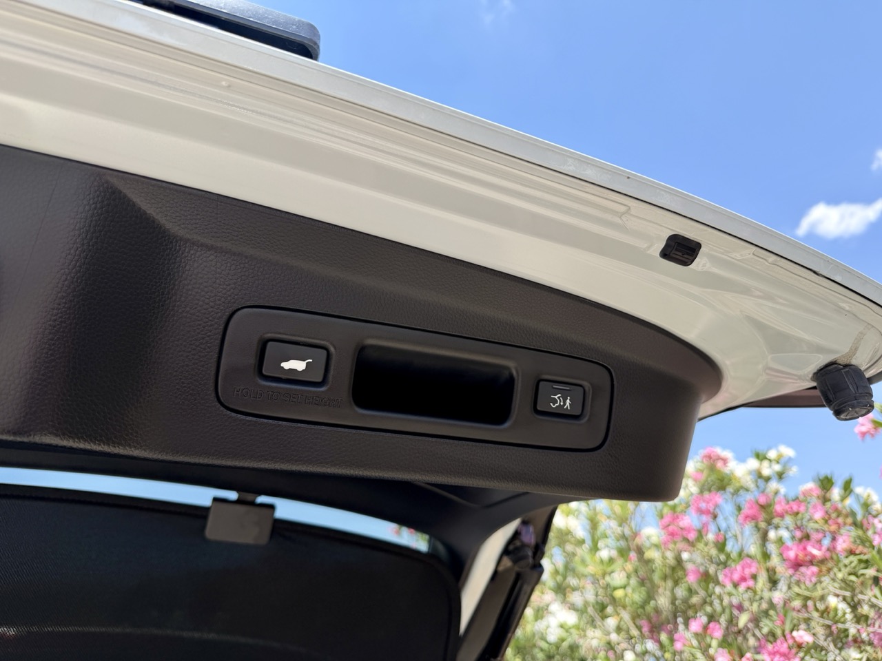 
								HONDA VEZEL E-HEV full									