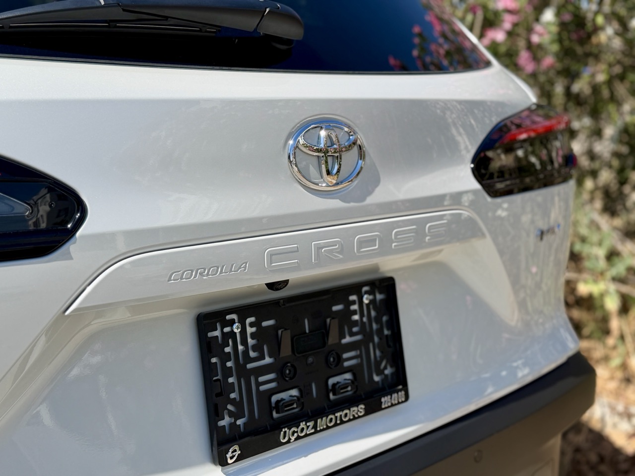 
								TOYOTA COROLLA CROSS full									