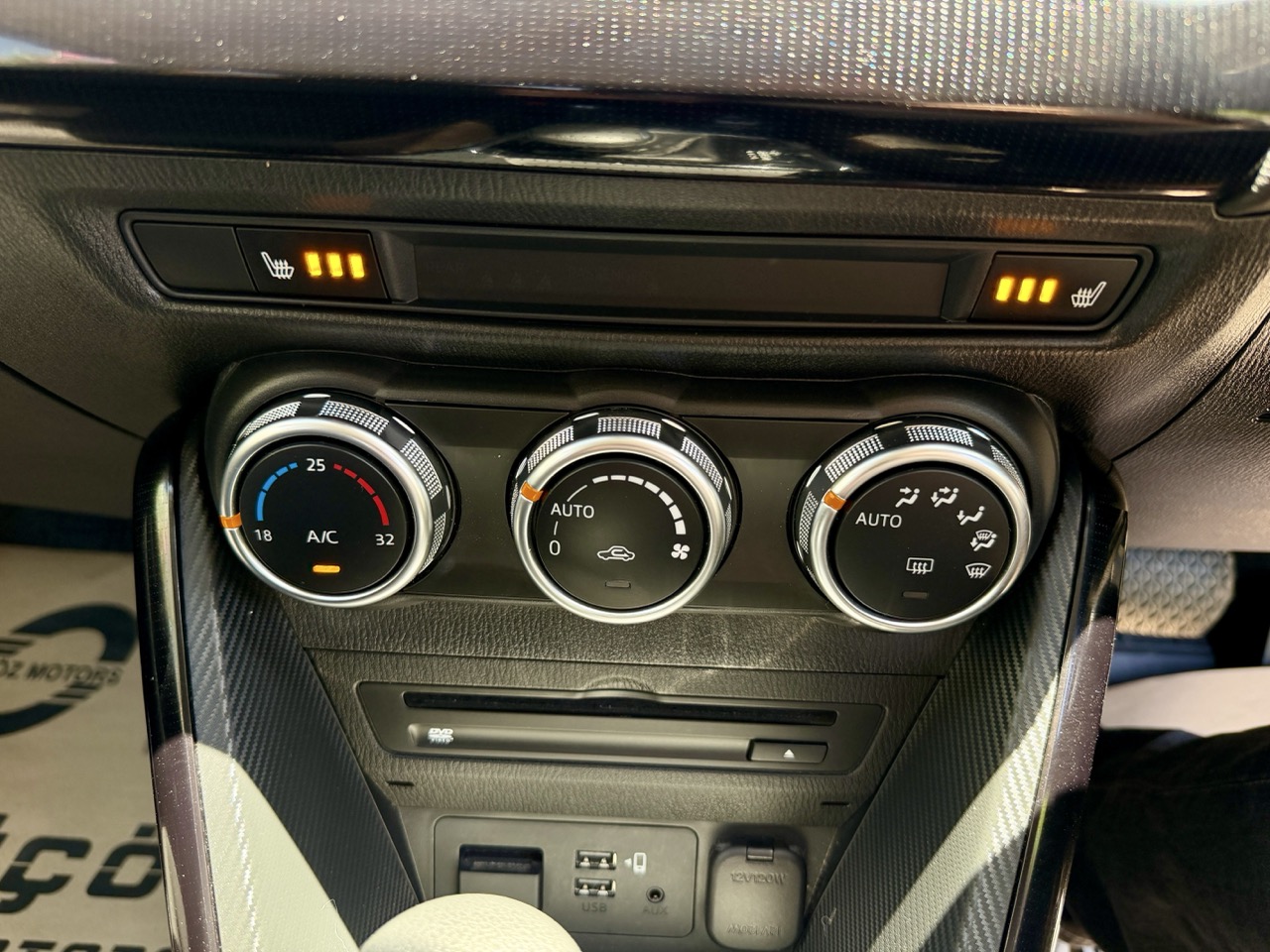 
								mazda 2 full									