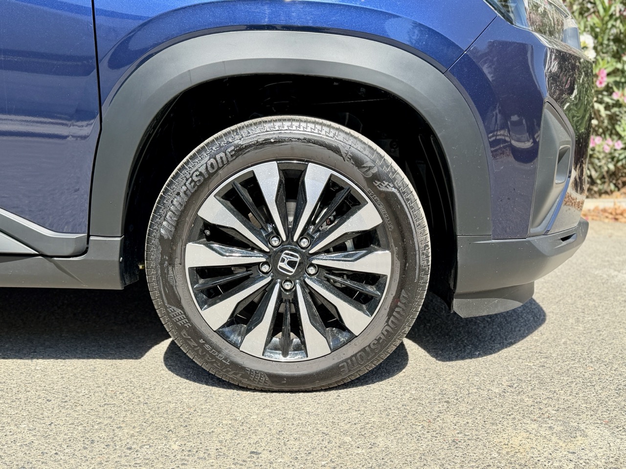 
								HONDA WR-V full									