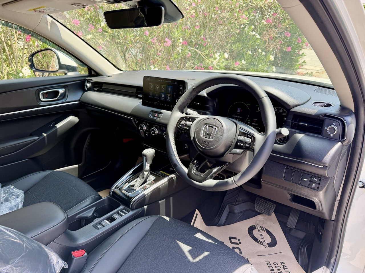 
								HONDA VEZEL full									