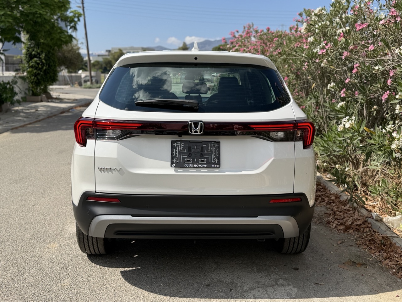 
								HONDA WR-V full									