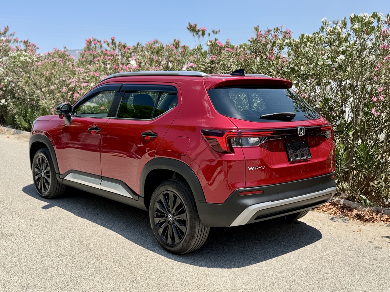 
								HONDA WR-V full									