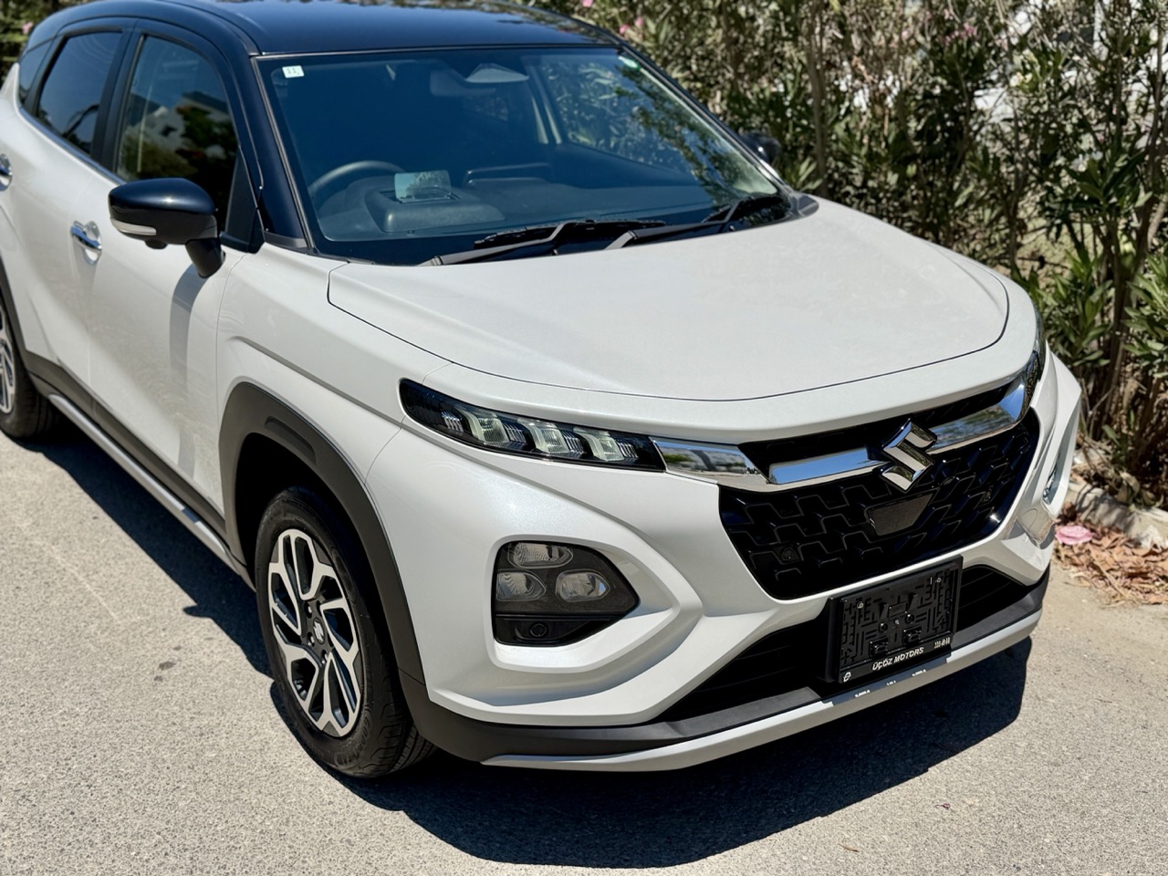 
								SUZUKI FRONX full									