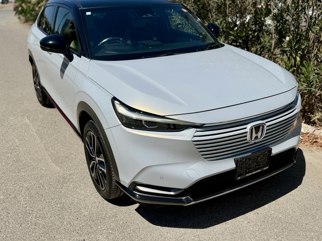 
								HONDA VEZEL HIBRIT full									