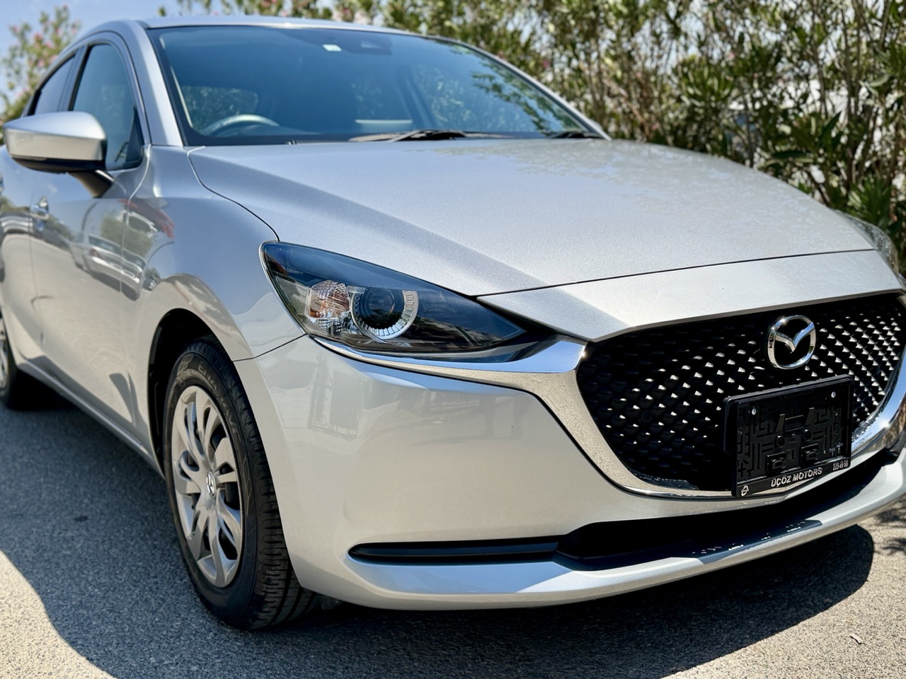 
								MAZDA 2 full									