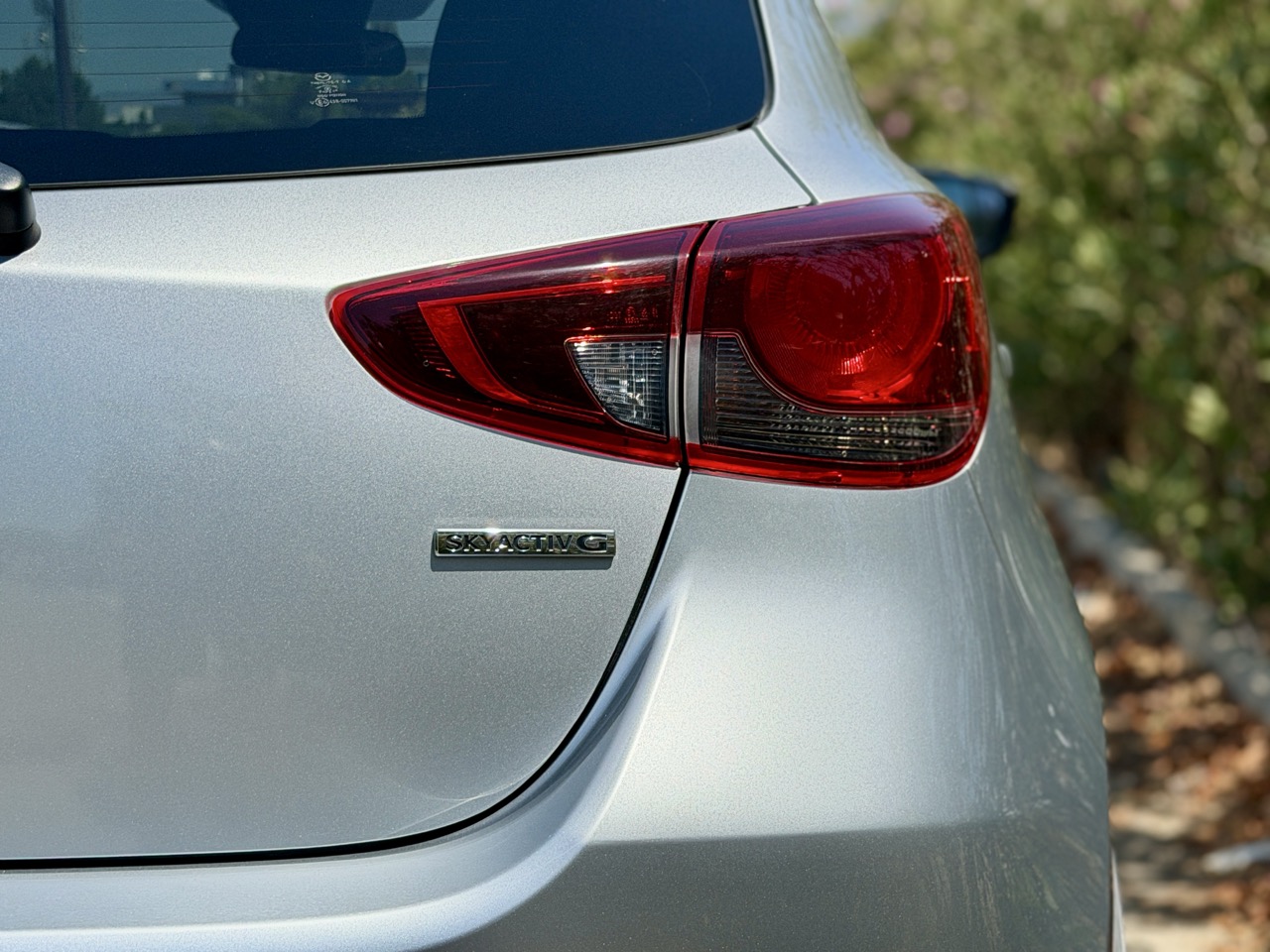 
								MAZDA 2 full									