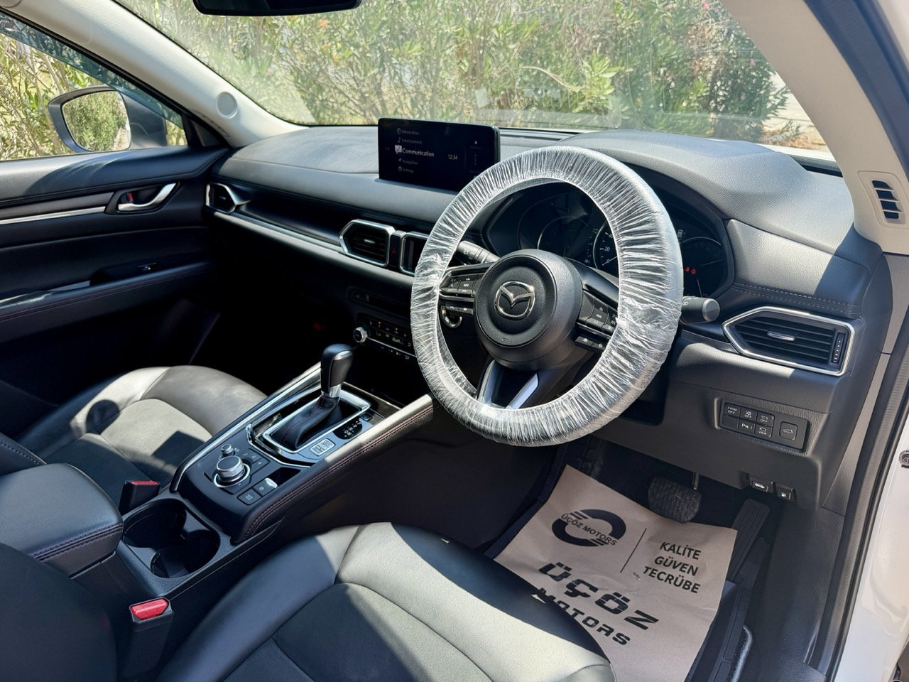 
								MAZDA CX-5 full									