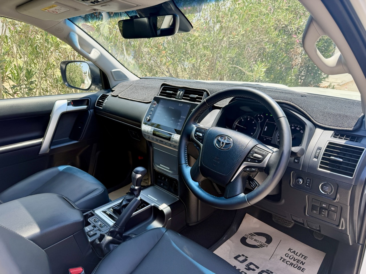 
								TOYOTA PRADO full									