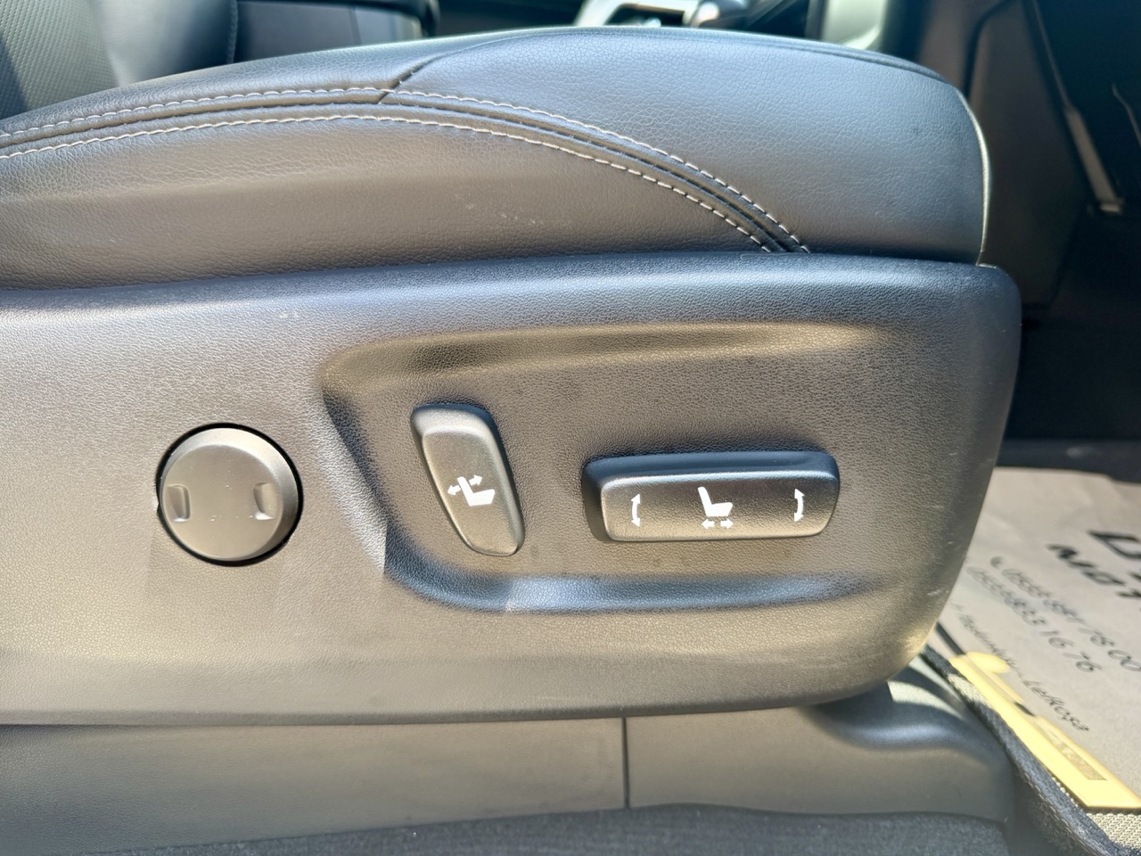 
								TOYOTA PRADO full									