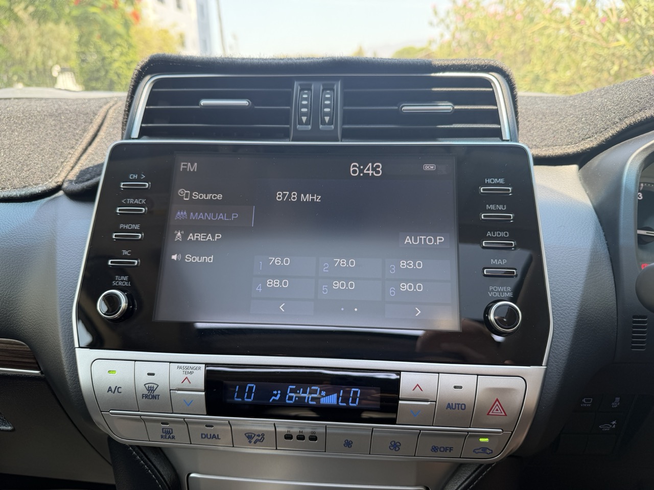 
								TOYOTA PRADO full									