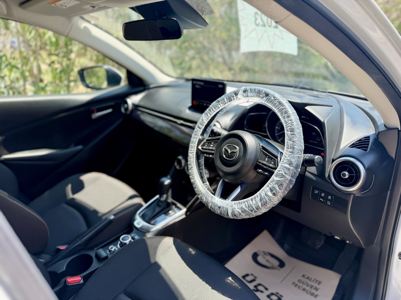 
								MAZDA 2 full									