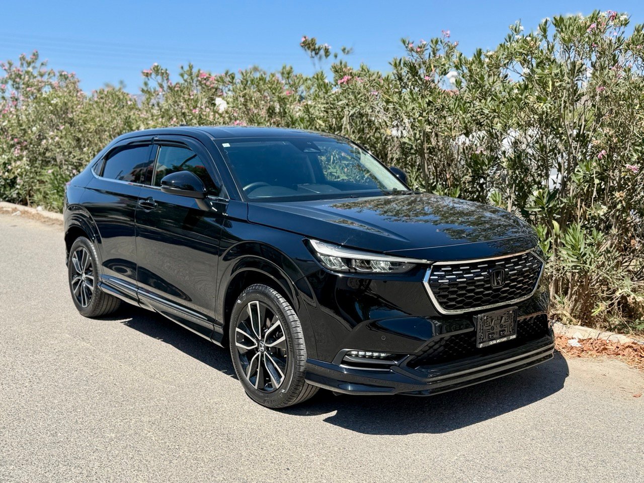 
								Honda Vezel full									