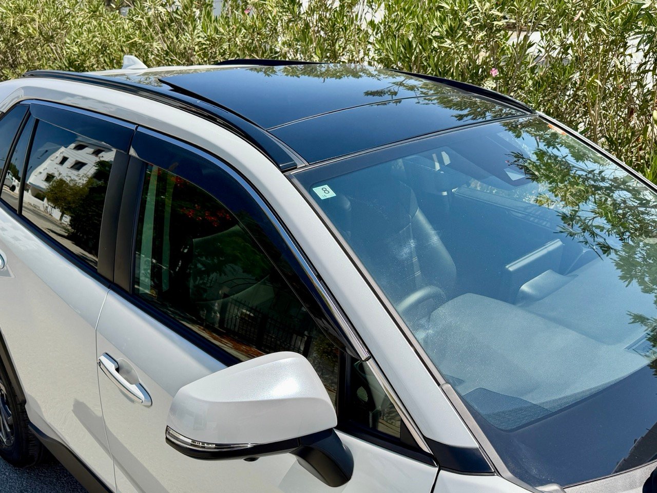 
								TOYOTA RAV4 full									