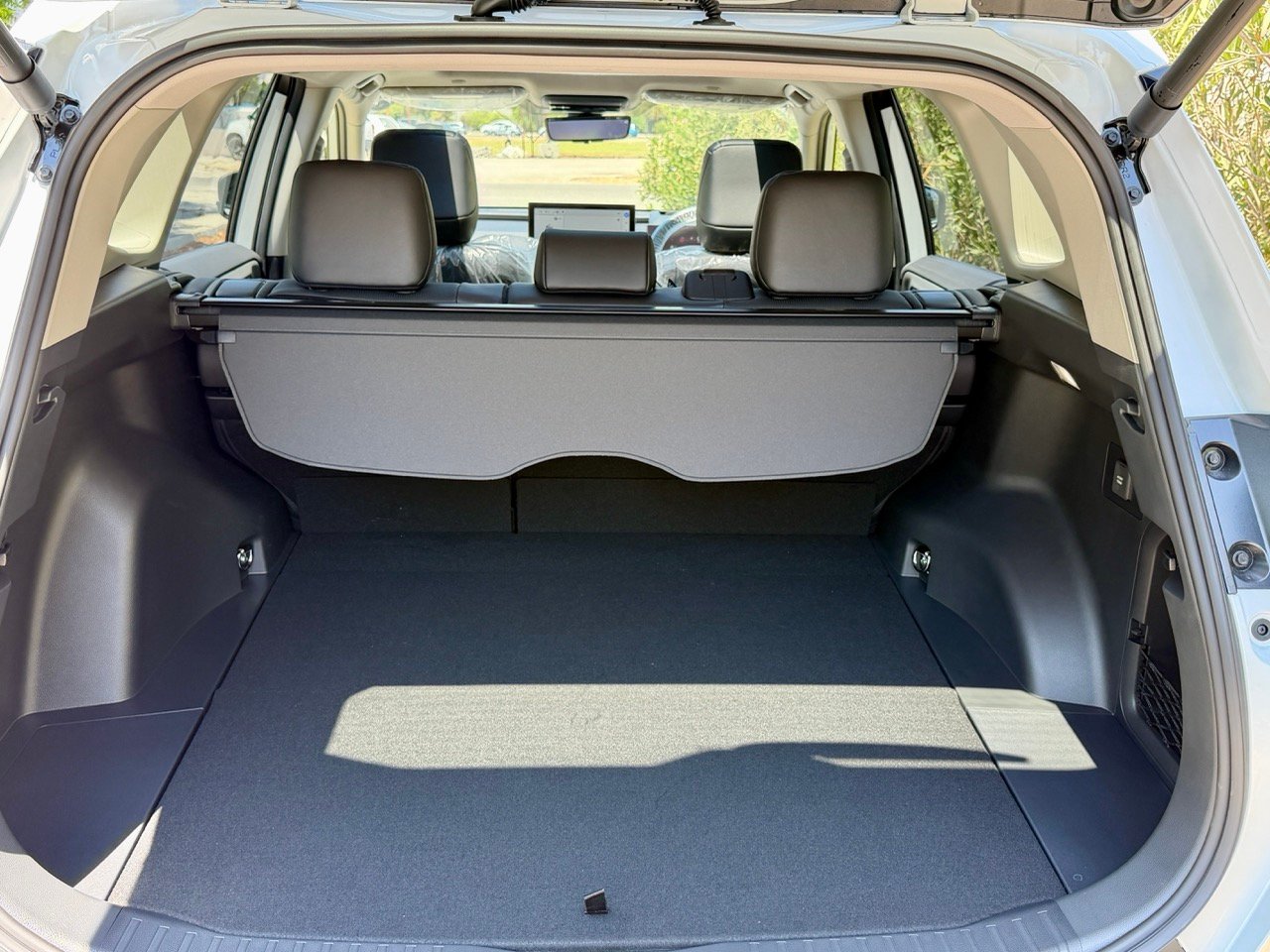 
								TOYOTA RAV 4 full									