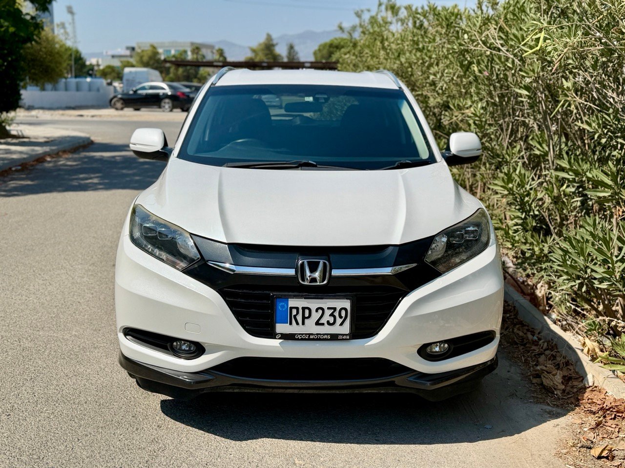 
								Honda Vezel full									