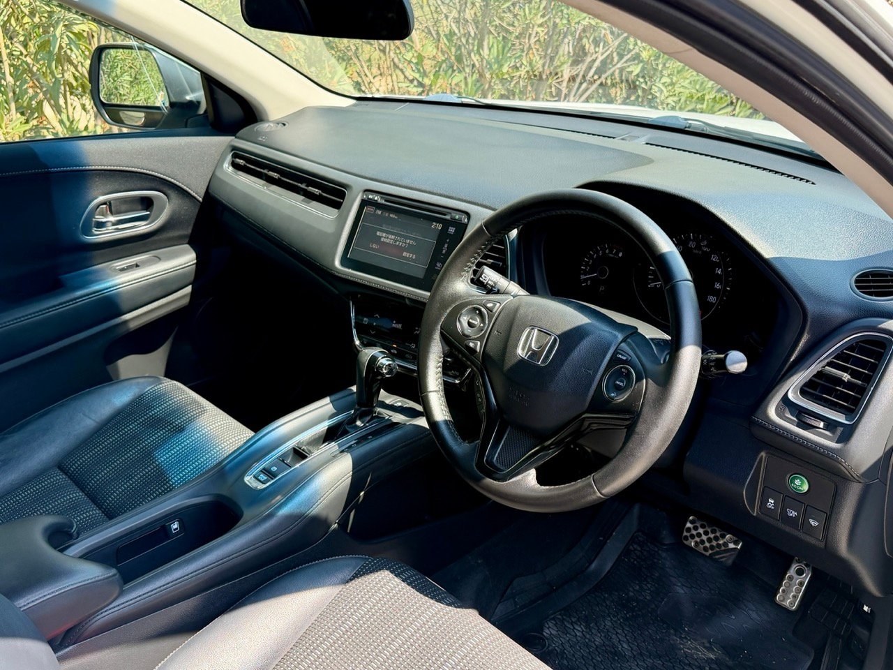 
								Honda Vezel full									