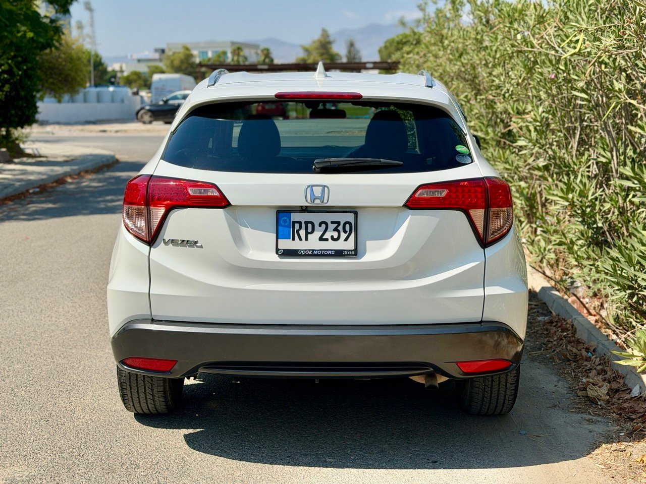
								Honda Vezel full									