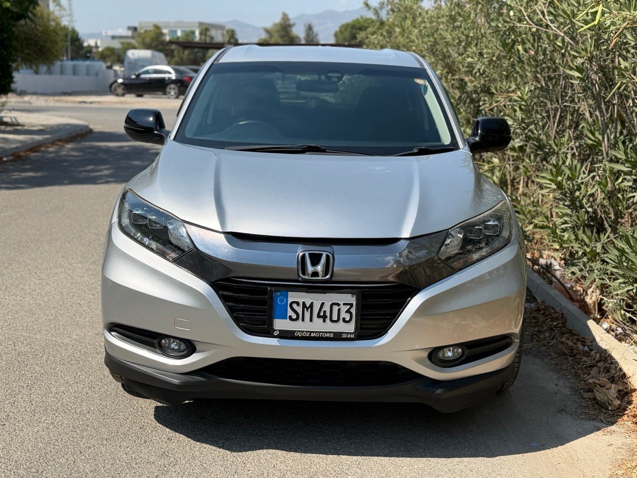 
								Honda Vezel full									
