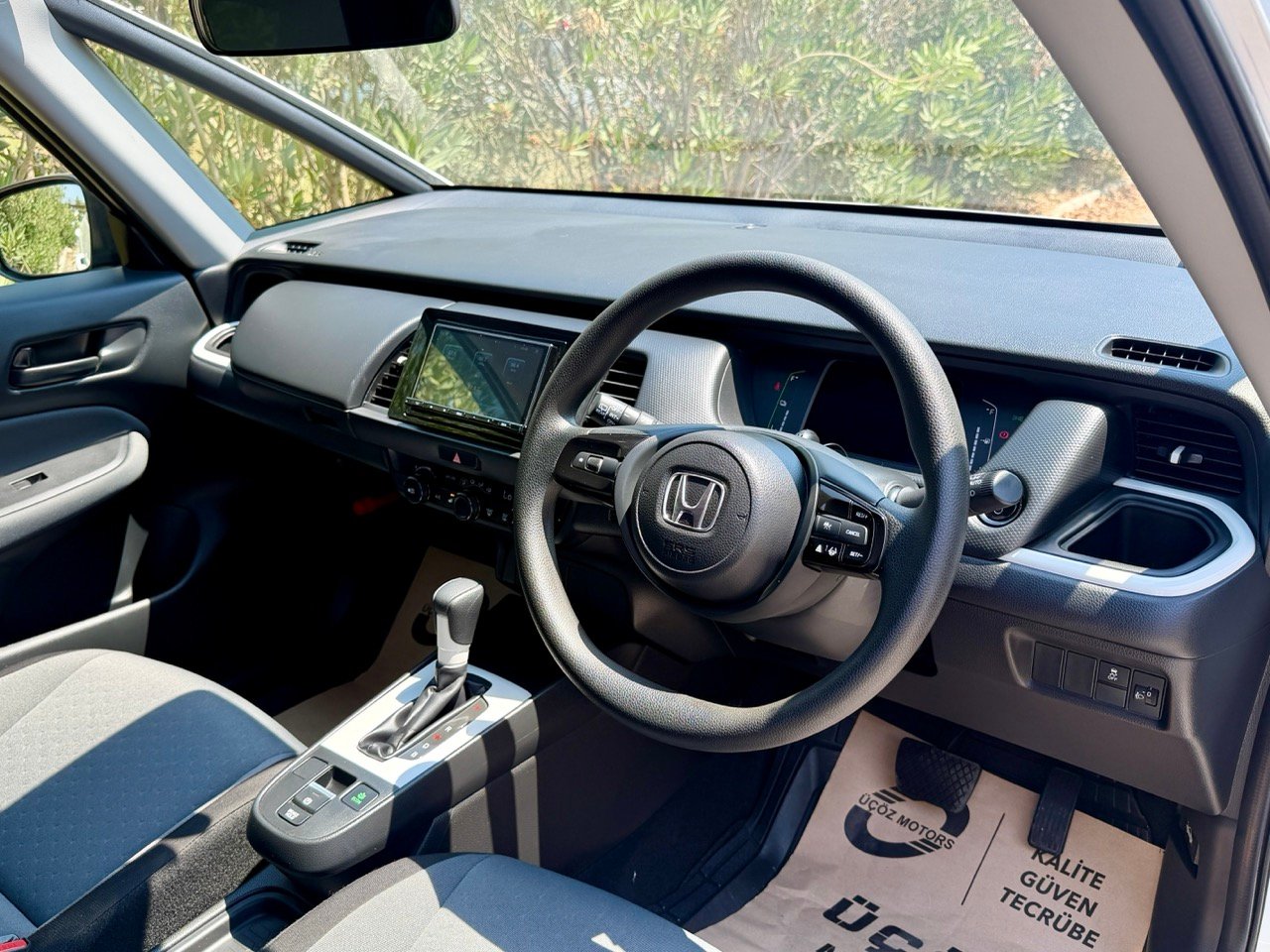 
								HONDA FIT full									