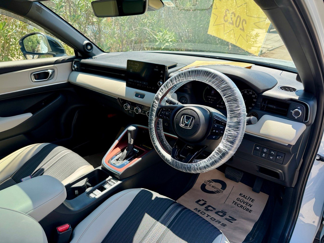 
								Honda Vezel full									
