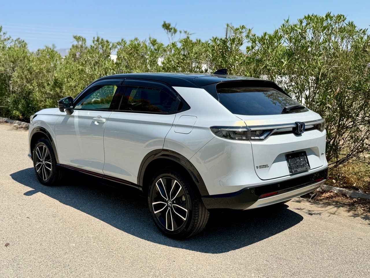 
								Honda Vezel full									