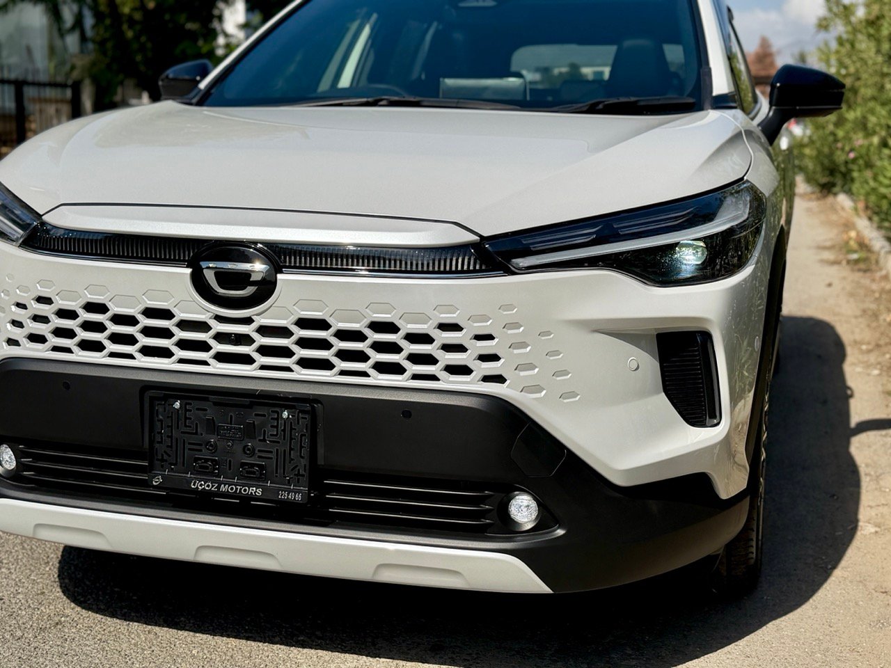 
Toyota Corolla Cross Hibrit full									