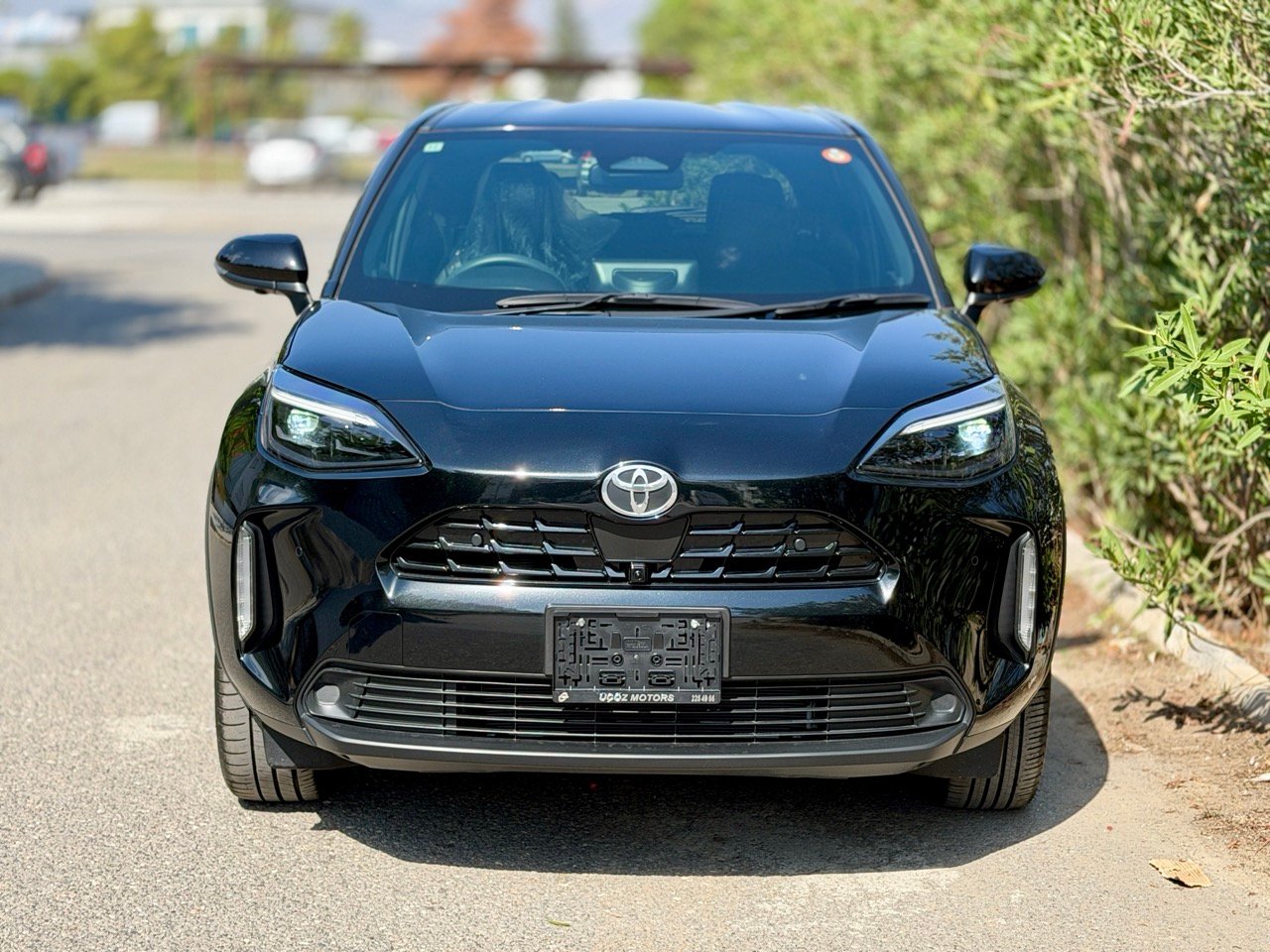 
Toyota Yaris Cross Hibrit full									