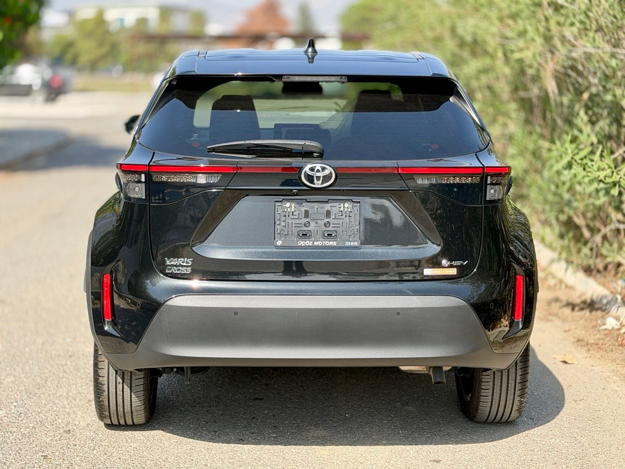 
Toyota Yaris Cross Hibrit full									