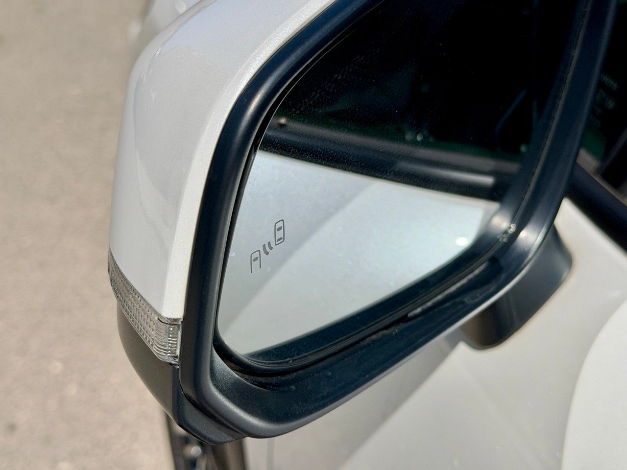 
Toyota Corolla Cross full									