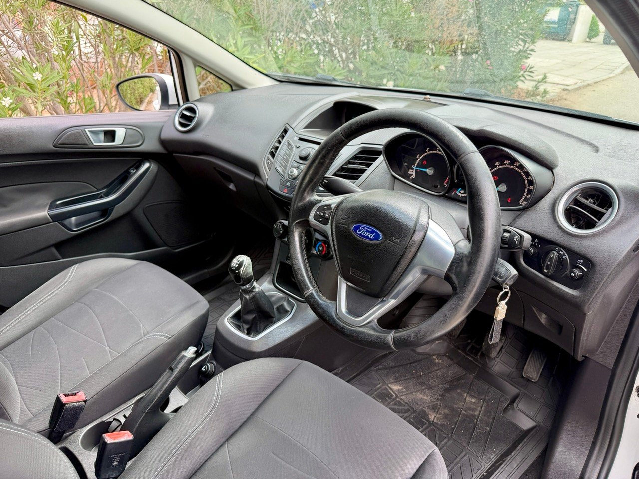 
Ford Fiesta full									