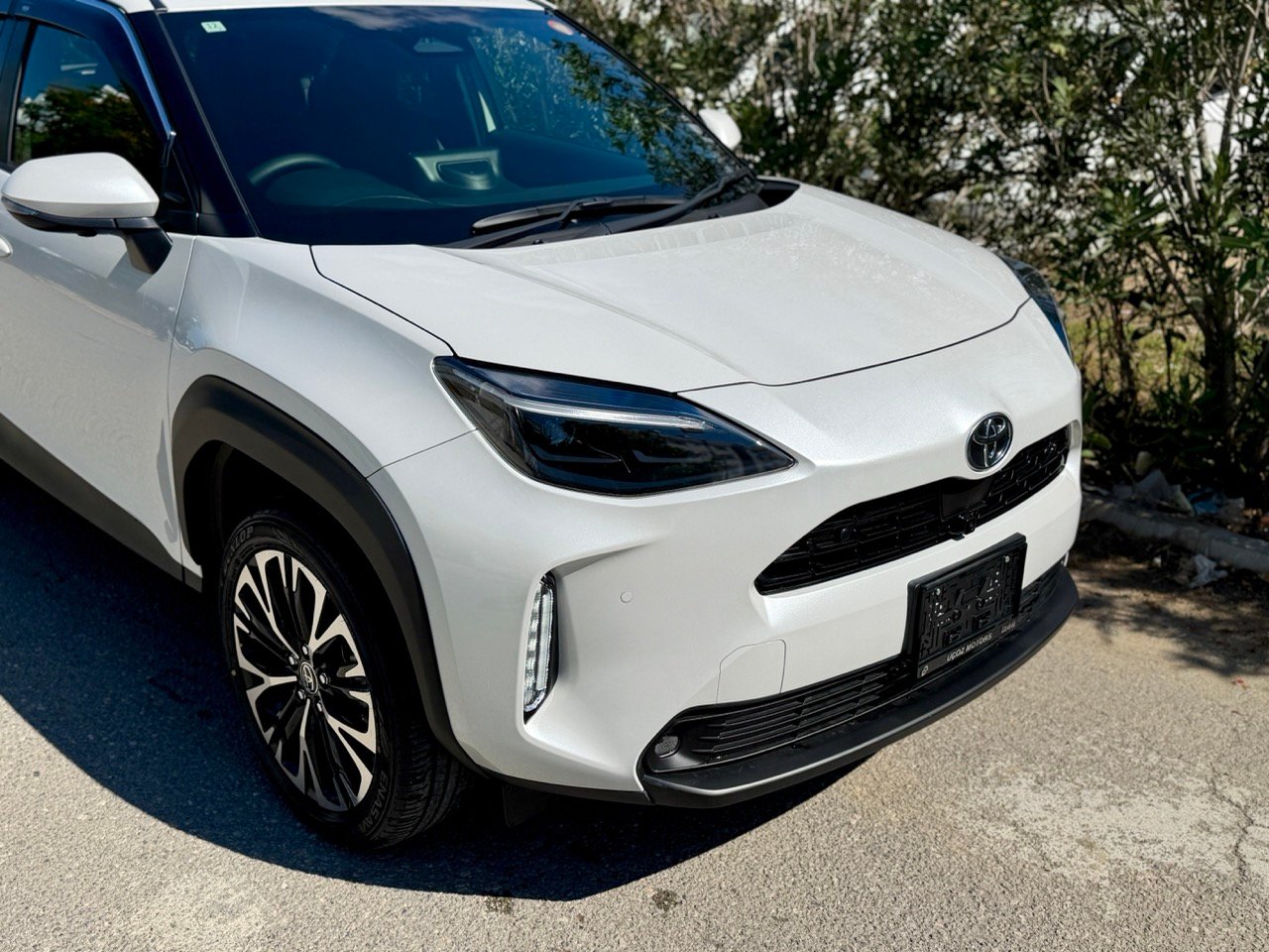 
Toyota Yaris cross full									