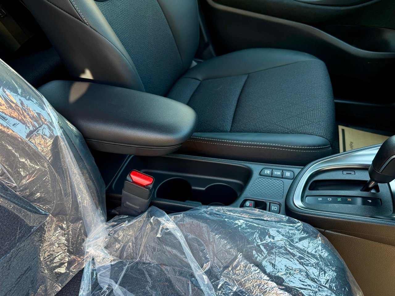 
Toyota Yaris cross full									