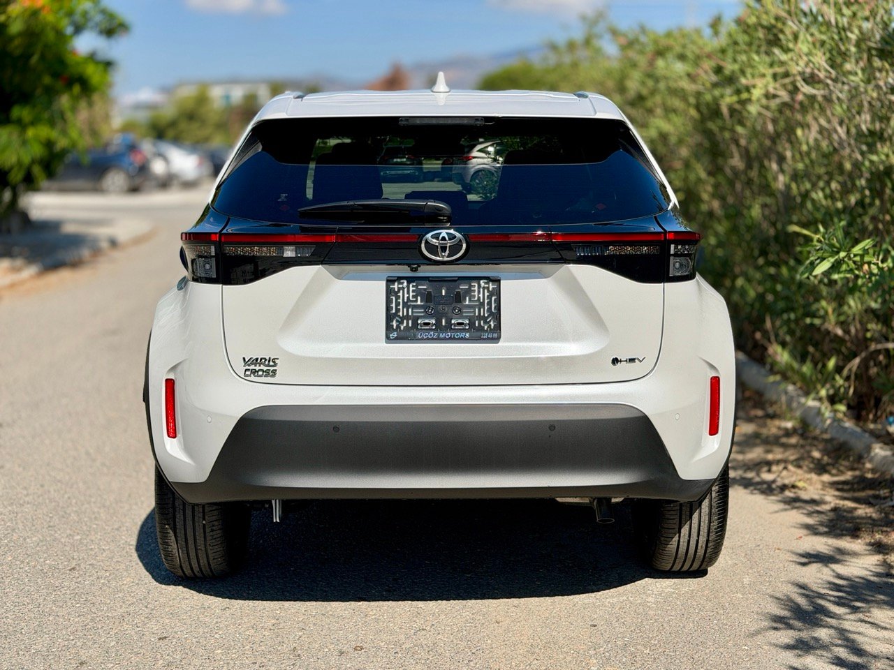 
Toyota Yaris cross full									